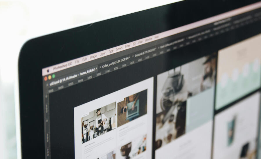 Semantic SEO web page guide Copywriter's laptop
